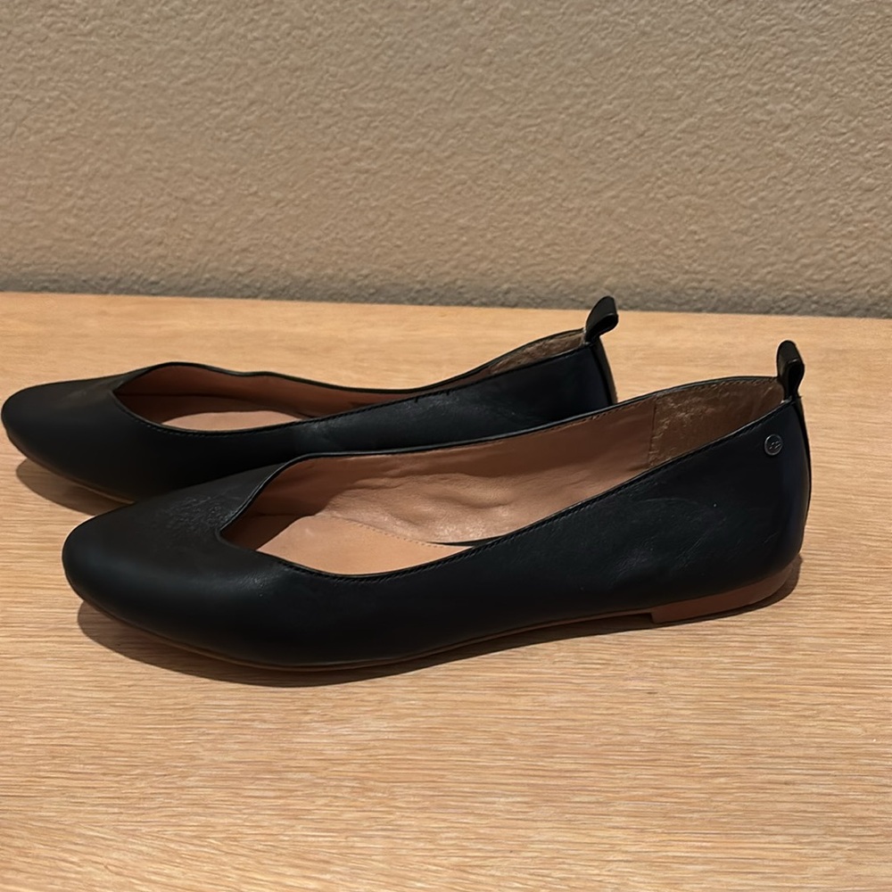 UGG Black Leather Ballet Flats